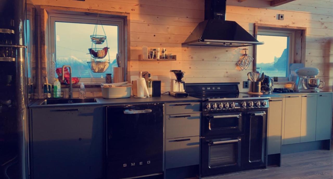 Unique Barnhouse In Amazing Gimsoy In Lofoten Saupstad  Exteriör bild